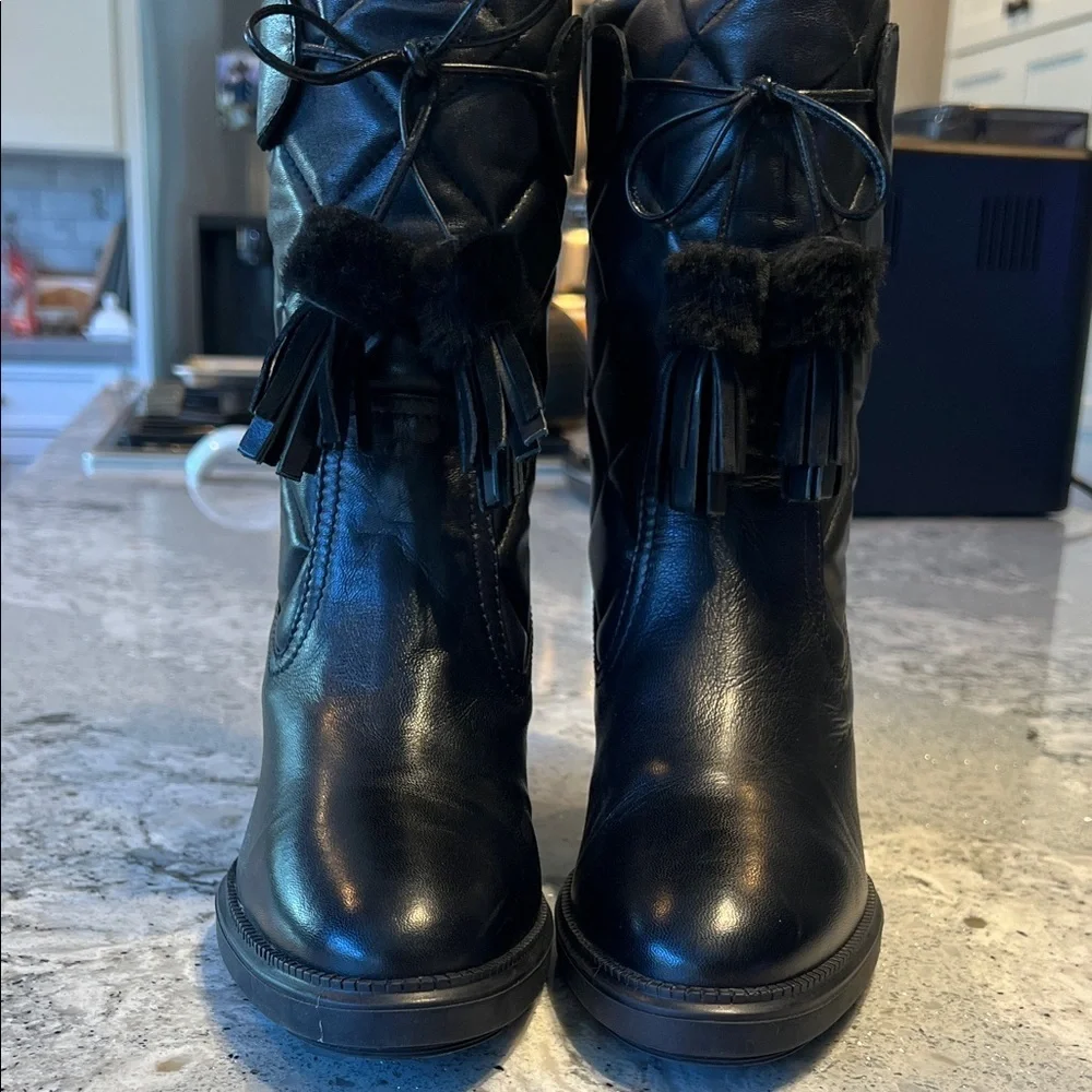 NEW Aquatalia Caliana Waterproof Quilted Leather Wedge Boots Size 9